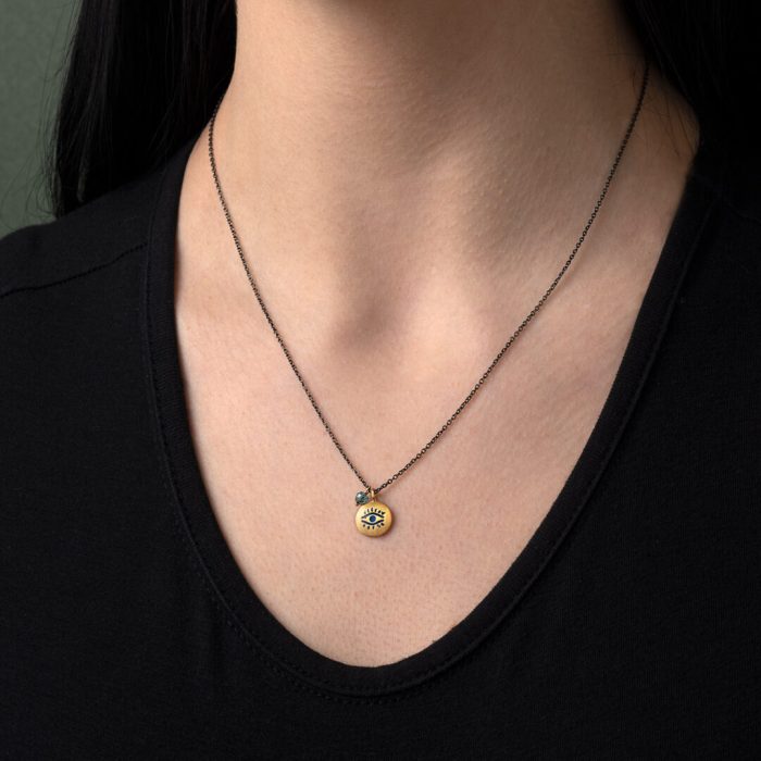 Sterling Silver Chain Necklace with An Eye Engraved Disc - Image 2