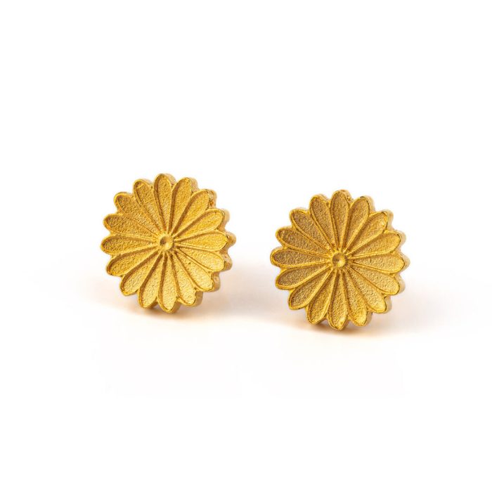 Daisy earrings stud earrings - Image 1