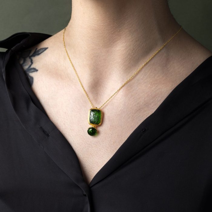 925 Sterling Silver and Gold Plated Necklace with Green Glass Engaving - Image 2