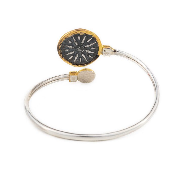 Vergina Star Hinge Bracelet - Image 6