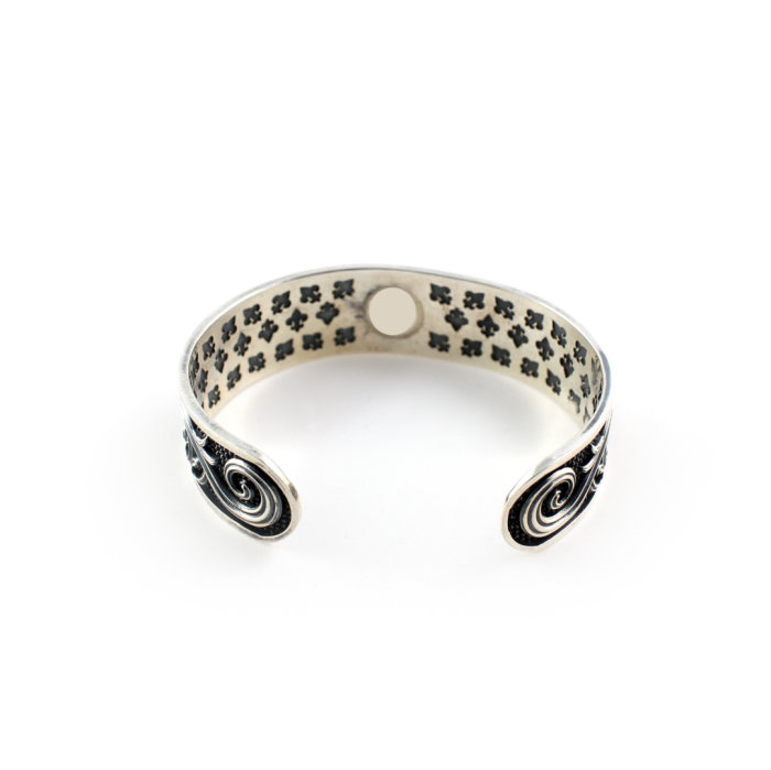Fleur De Lis Cuff Bracelet – Sterling Silver Yianni Jewelry - Image 3