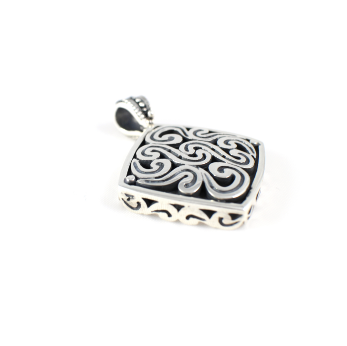 Labyrinth Silver Pendant - Yianni Jewelry - Image 2