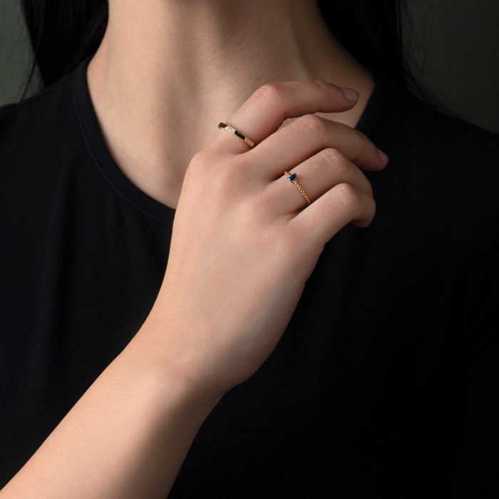 14K Yellow Gold Blue Square Stone Ring - Image 2